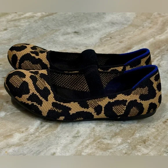 Kids ROTHY’S Mary Jane leopard shoes- amber cat. Size 2 - Picture 7 of 10
